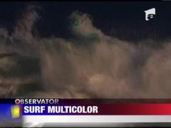 Surf in costume multicolore