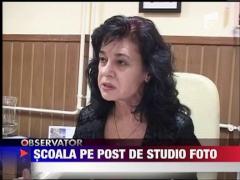 Andreea Bododel s-a pozat indecent la catedra
