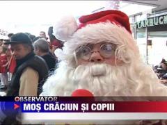 Copiii au cantat pentru Mos Craciun