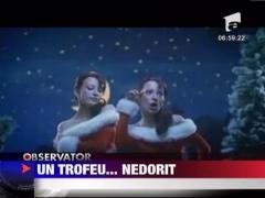 Cheeky Girls au cel mai prost cantec de Craciun