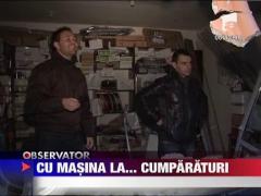 A intrat cu masina in magazin!