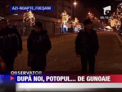 Munti de gunoaie pe strazi dupa noaptea de Revelion
