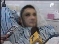 Tanar desfigurat de un politist