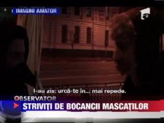 IMAGINI SOCANTE! Protestatari nevinovati stiviti de bocancii mascatilor