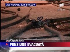 Turisti evacutati dintr-o pensiune din Moeciu