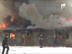 Romanii din Portugalia au protestat in semn de solidaritate cu manifestatiile din Piata Universitatii