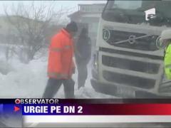 Trafic paralizat pe DN 2