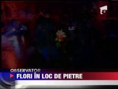 Protest cu flori in Piata Universitatii!