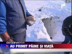 Locuitorii din Glodeanu Silistea au primit paine si viata