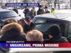 Mihai Razvan Ungureanu, in vizita cu elicopterul in Vrancea si Buzau