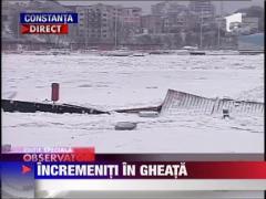 Iahturile din portul Tomis au devenit bibelouri din gheata!