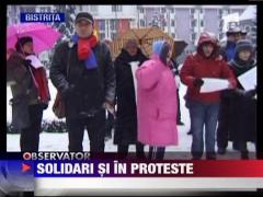 Romanii isi continua protestele pe ger!