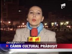 Camin cultural prabusit sub greutatea zapezii