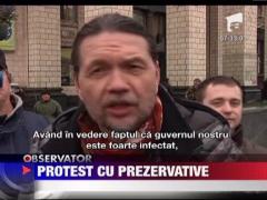 Protest cu prezervative