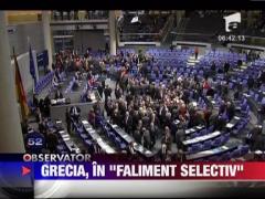 Grecia, in "faliment selectiv"