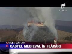 Castel medieval in flacari