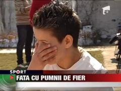 Fata cu pumnii de fier