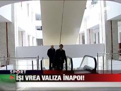 Gigi isi vrea valiza inapoi