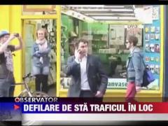 O armata de femei au defilat in Londra doar in lenjerie intima