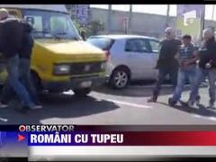 Romani cu tupeu din italia, risca inchisoarea