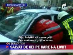 Un tanar teribilist din Bistrita a distrus cu bolidul sau o ambulanta