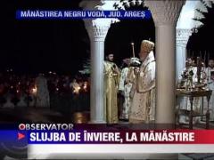 Slujba de Inviere, la manastiri