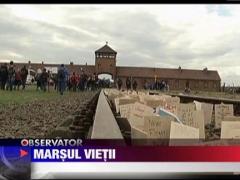 Opt mii de oameni au participat la Marsul International al Vietii