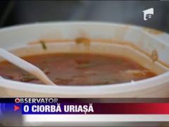 Cei mai iscusiti bucatari au pregatit 650 de litri de ciorba