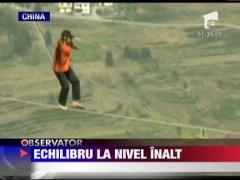 Un american a strabatut un impresionant canion din China pe funie