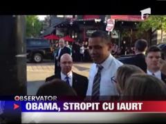 Barack Obama a fost stropit cu iaurt