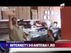 Acrobatii cu blatul de pizza