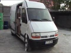 Contrabandisti inarmati pana-n dinti