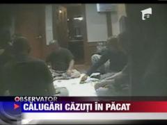 Calugari budisti, cazuti in pacat