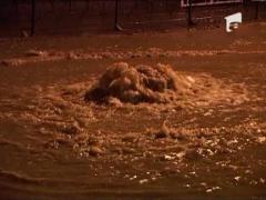 Codul Portocaliu de ploi, prelungit pentru trei judete