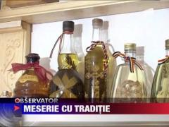 Sculpturi in miniatura pentru decorarea sticlelor de bautura