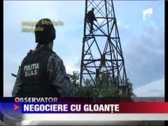 Un luptator DIAS a amenintat cu pistolul un sinucigas