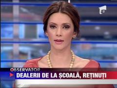 Dealerii de la o scoala din Petrosani, prinsi