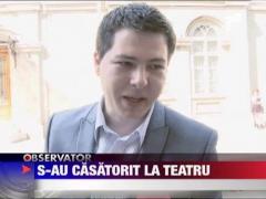 S-au casatorit la teatru
