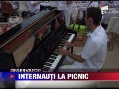 Eveniment inedit la Paris: 12 mii de internauti si-au dat intalnire la picnic