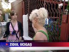 Fetita strivita de un zid