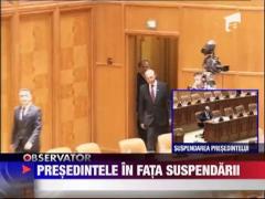Basescu a parasit plenul Parlamentului in timpul dezbaterilor pentru suspendarea sa