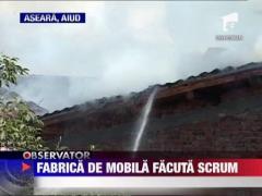 Incendiu puternic la o fabrica de mobila din Aiud