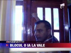 Un bloc din Galati risca sa se prabuseasca din cauza ploii!