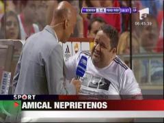 Show cu superfotbalisti in meciul caritabil impotriva Benficai