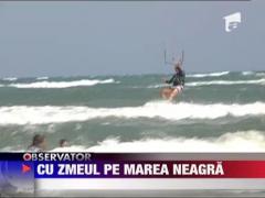 Kiting-ul a cucerit litoralul Marii Negre