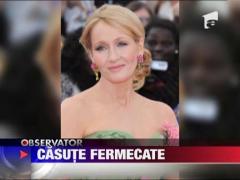 JK Rowling plateste 200 de mii de euro pentru doua casute de jucarie