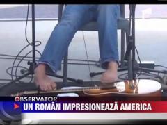 Un roman nascut fara maini a cantat la chitara in deschiderea unui festival de muzica din SUA