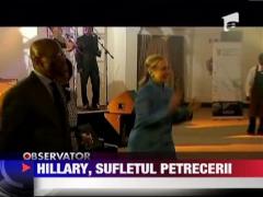 Hillary Clinton s-a dezlantuit la o cina oficiala