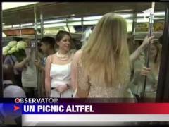 Flashmob la New York: 3000 de oameni au participat la un picnic urias