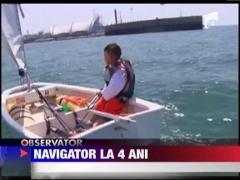 Copilul chinez care a alergat dezbracat prin zapada s-a apucat de navigat